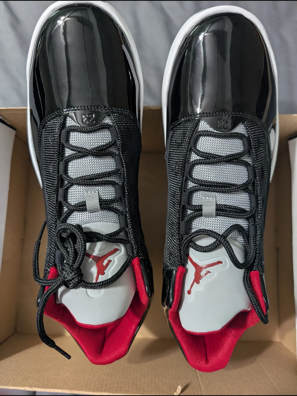 Jordan Max Aura 2 Black Cement Gym Red CK6636-006 Men’s Size 11.5 New